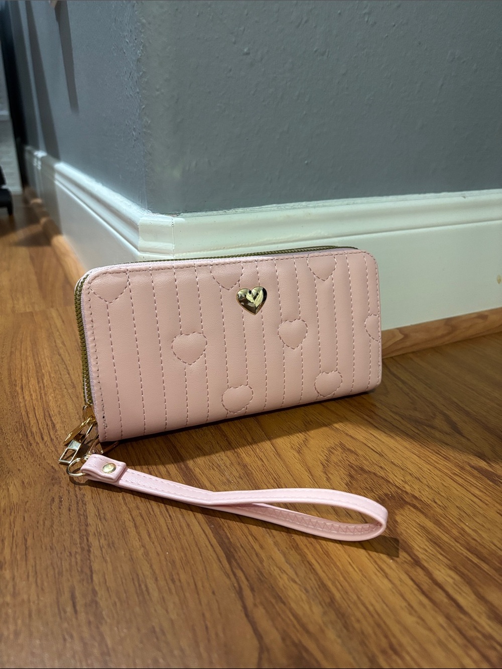 Pink Quilted Heart Wristlet Wallet - Unbranded